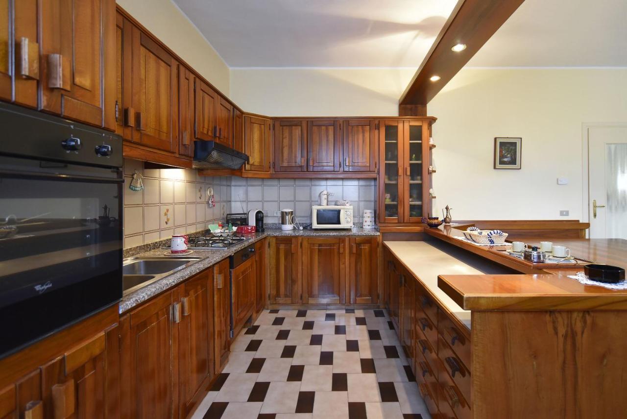 Villa Casa Nonna Rina Monzambano Exterior foto